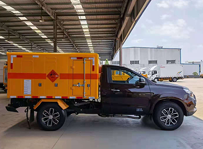 博爱爆破器材运输车