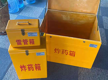 博爱玻璃雷管箱生产标准全解析：安全、性能与合规的基石